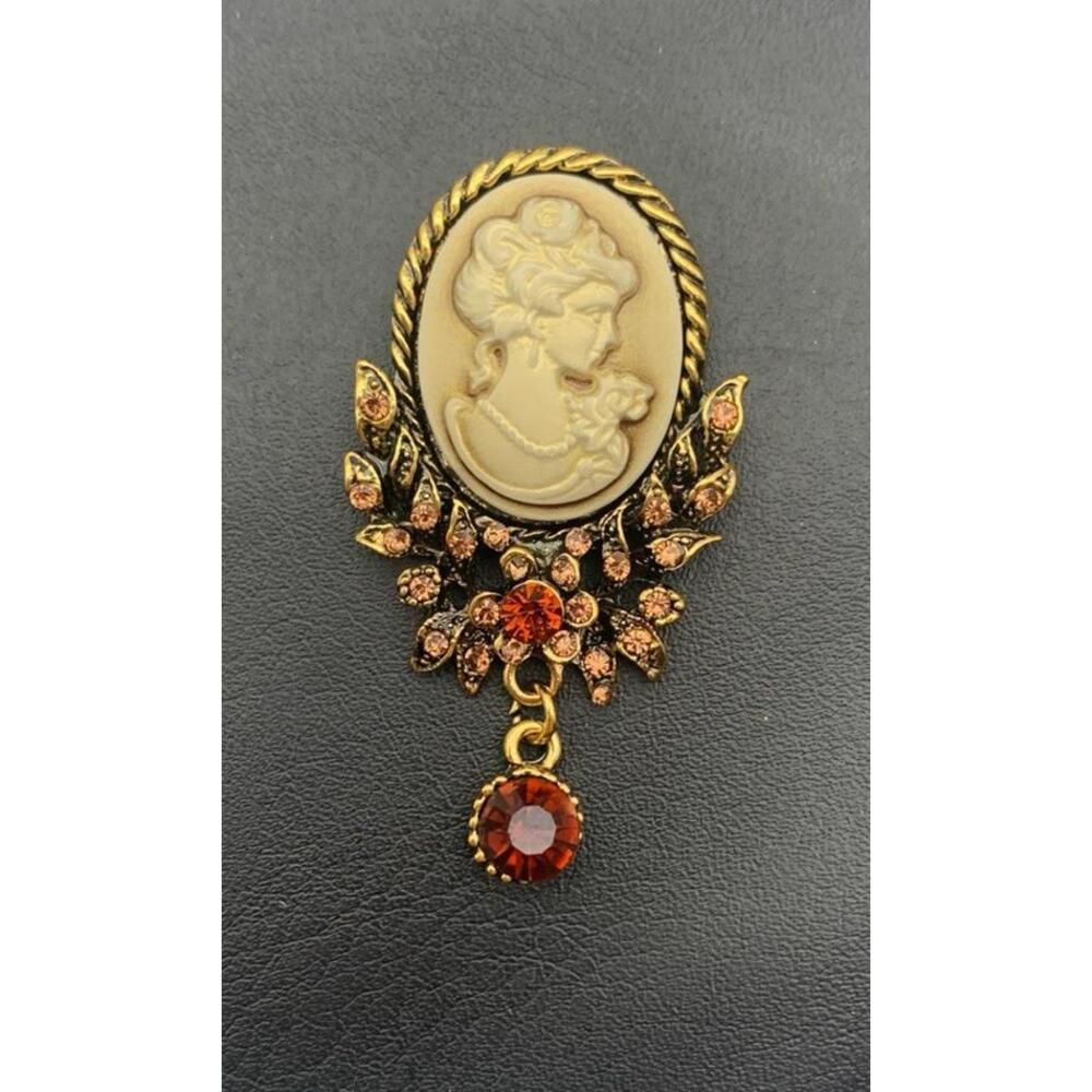 Vintage Style Contemporary Resin Cameo Dangle Rhinestones Brooch‎ Victorian Look